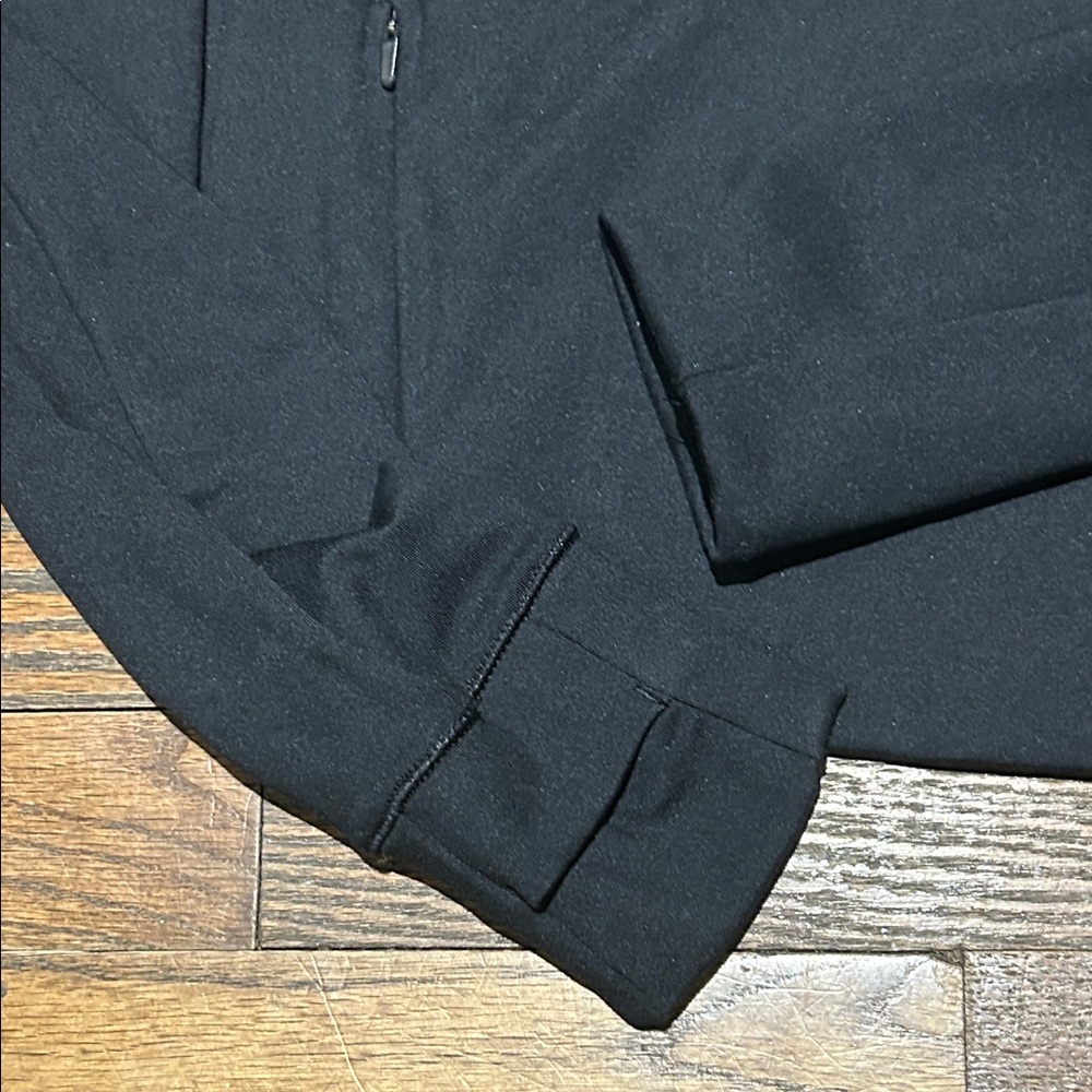 Black Crop Zip-Up Jacket - Picture 4 of 5